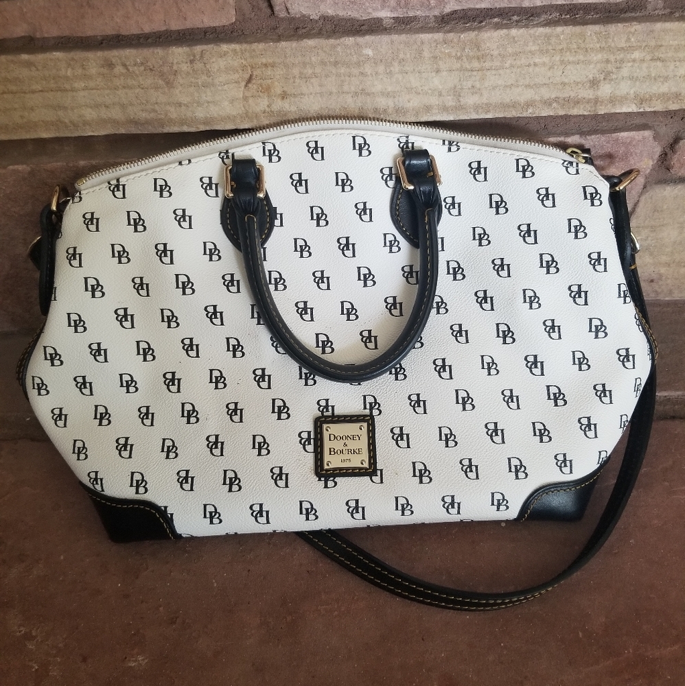Brand new Dooney & Bourke purse